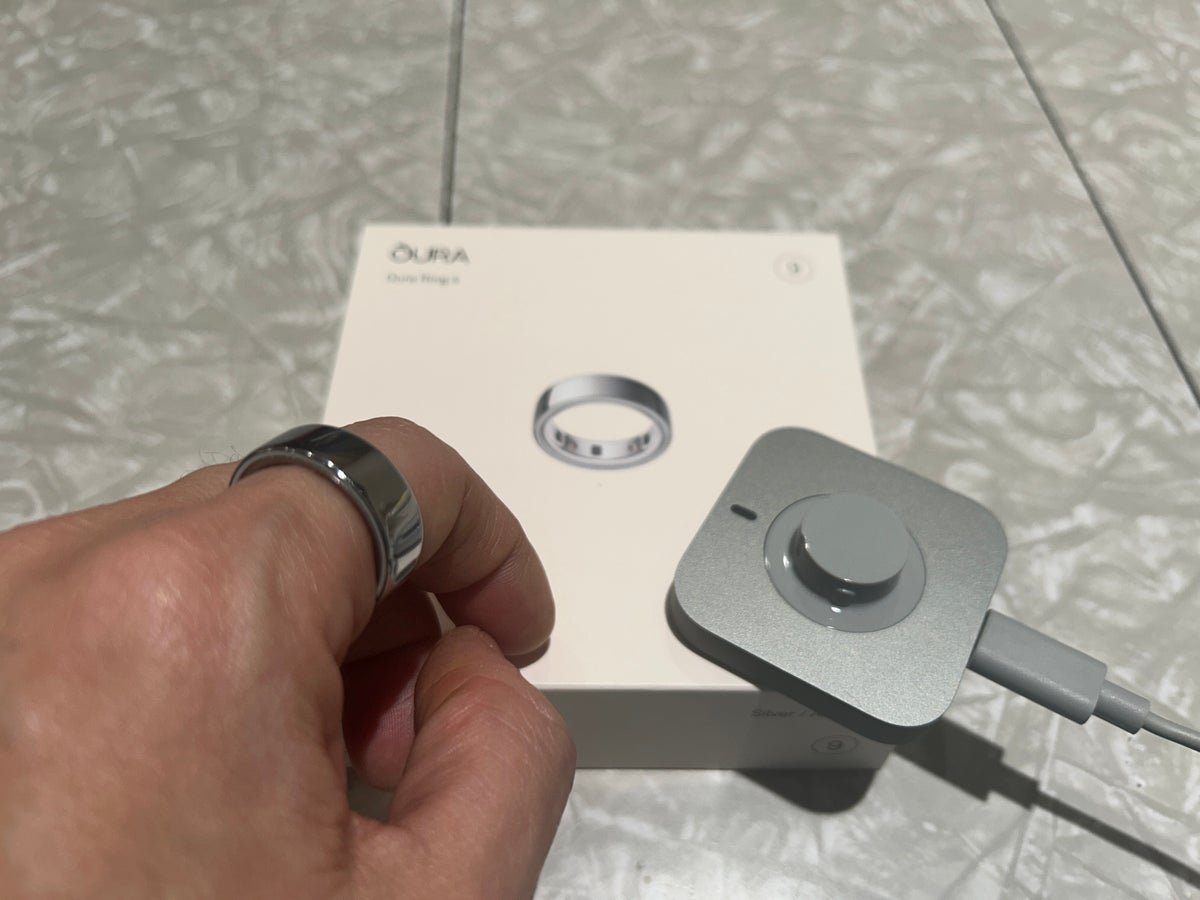 Oura ring and charger