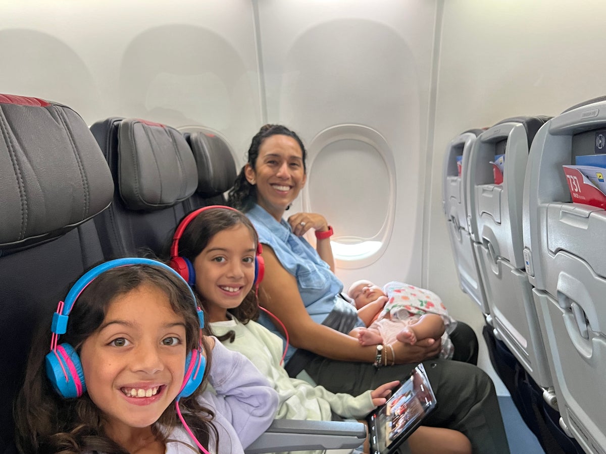 Ruiz Family Economy Seats Ruiz Family Economy Seats