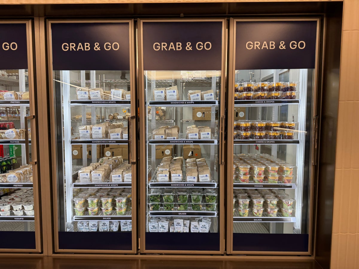 United Club Fly IAH right coolers