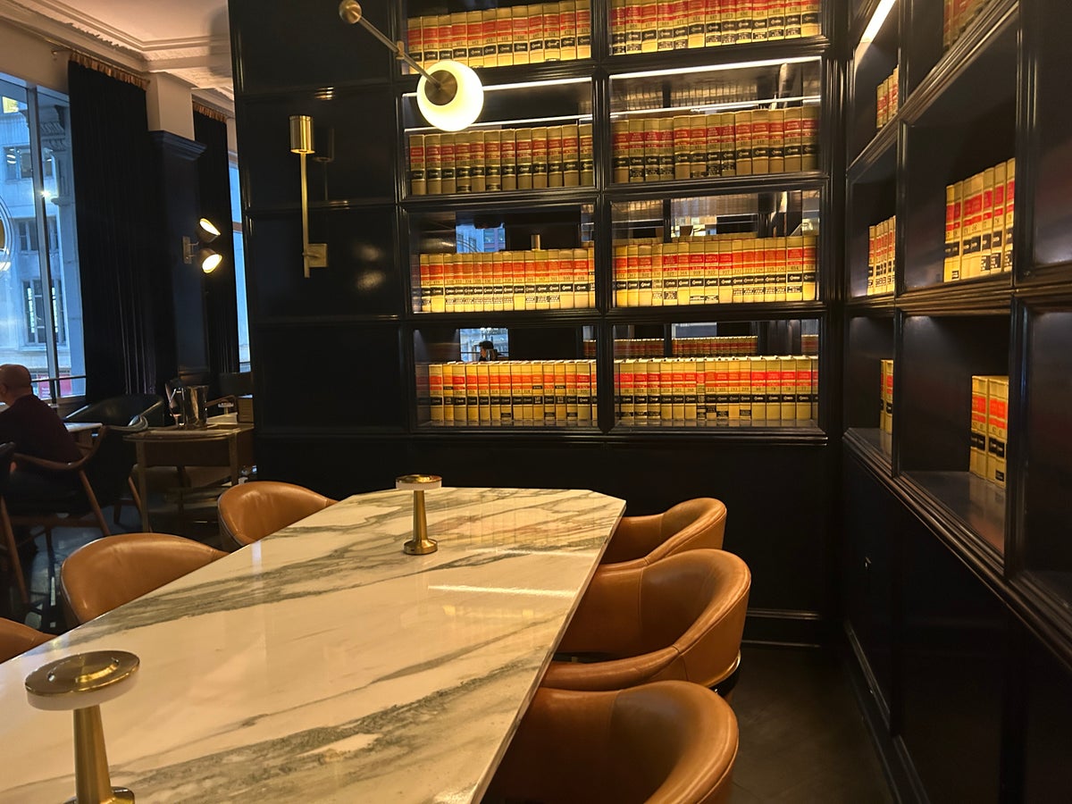 Volume 39 Bar at the Kimpton Gray Volume 39 Bar at the Kimpton Gray