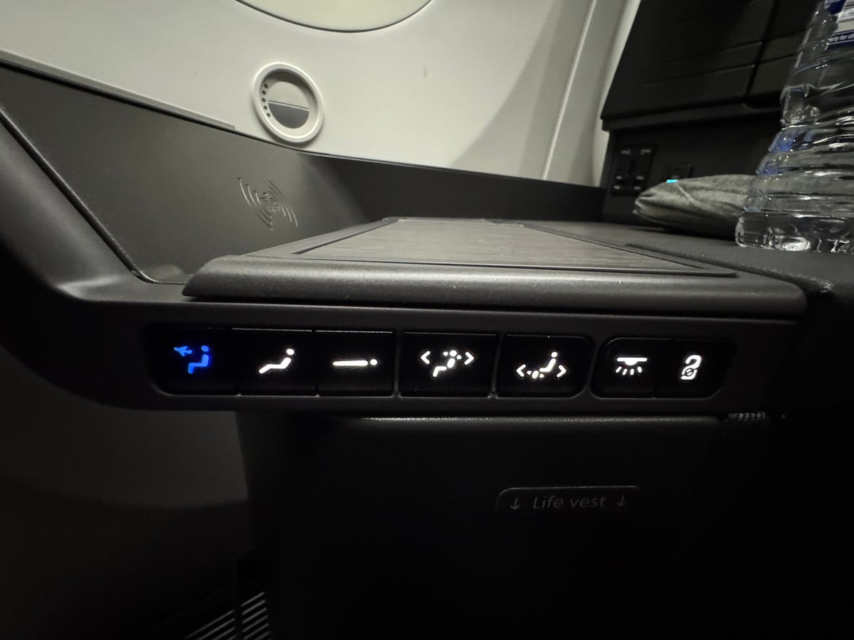 AA Flagship Suite Business Class touchscreen controls seat