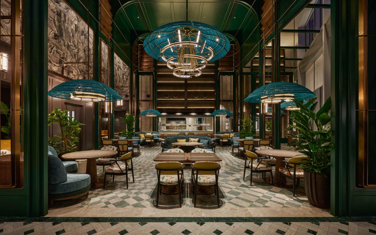 Andaz Shanghai ITC East West