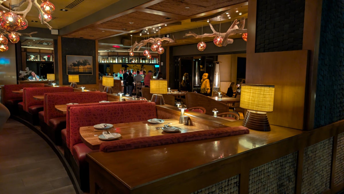 Beach House Fort Lauderdale S3 dining