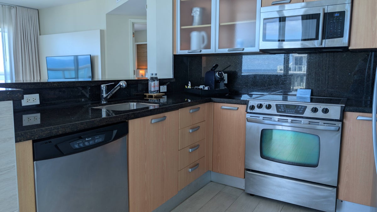 Beach House Fort Lauderdale kitchen appliances