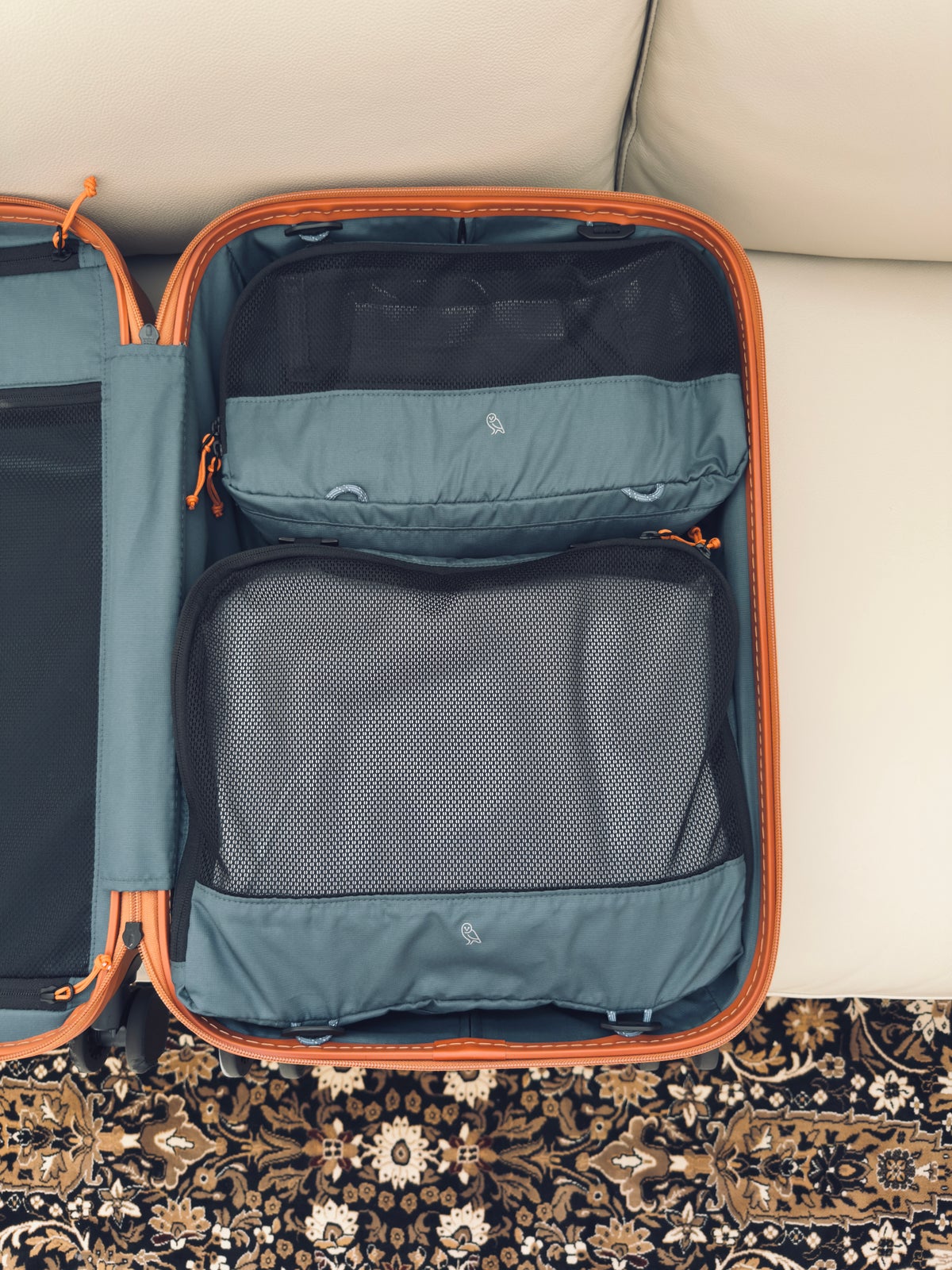 Bellroy Transit Carry on cubes packed