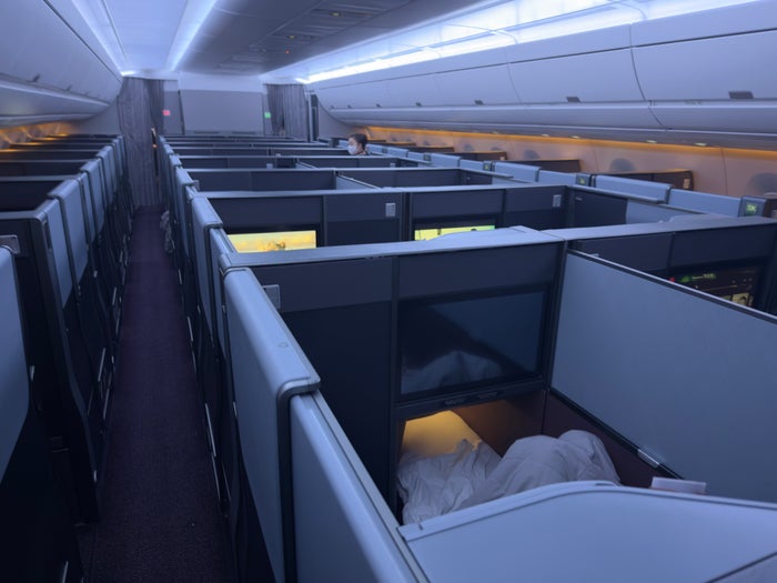 Japan Airlines a350 1000 business class cabin