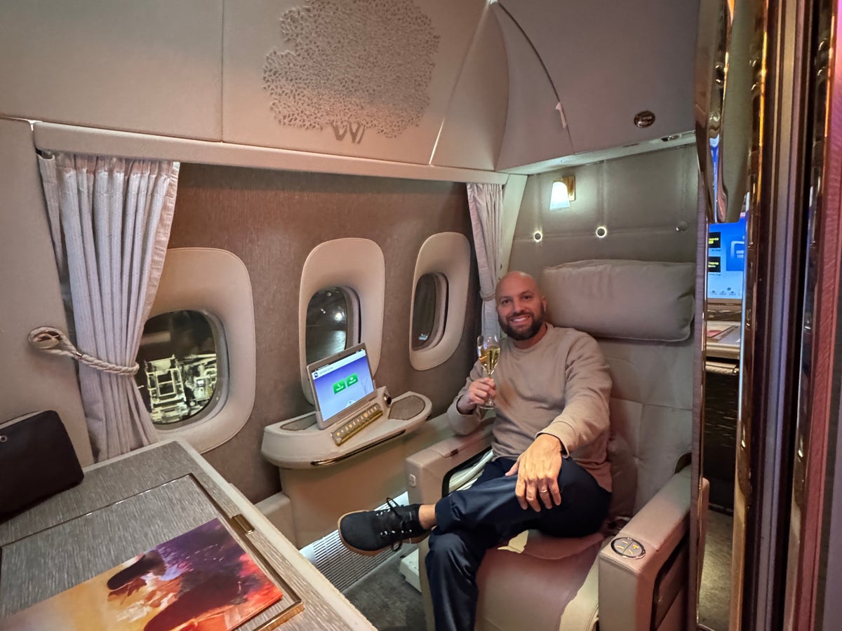 7 Reasons Emirates’ Game Changer First Class Blew Me Away [ORD to DXB Review]