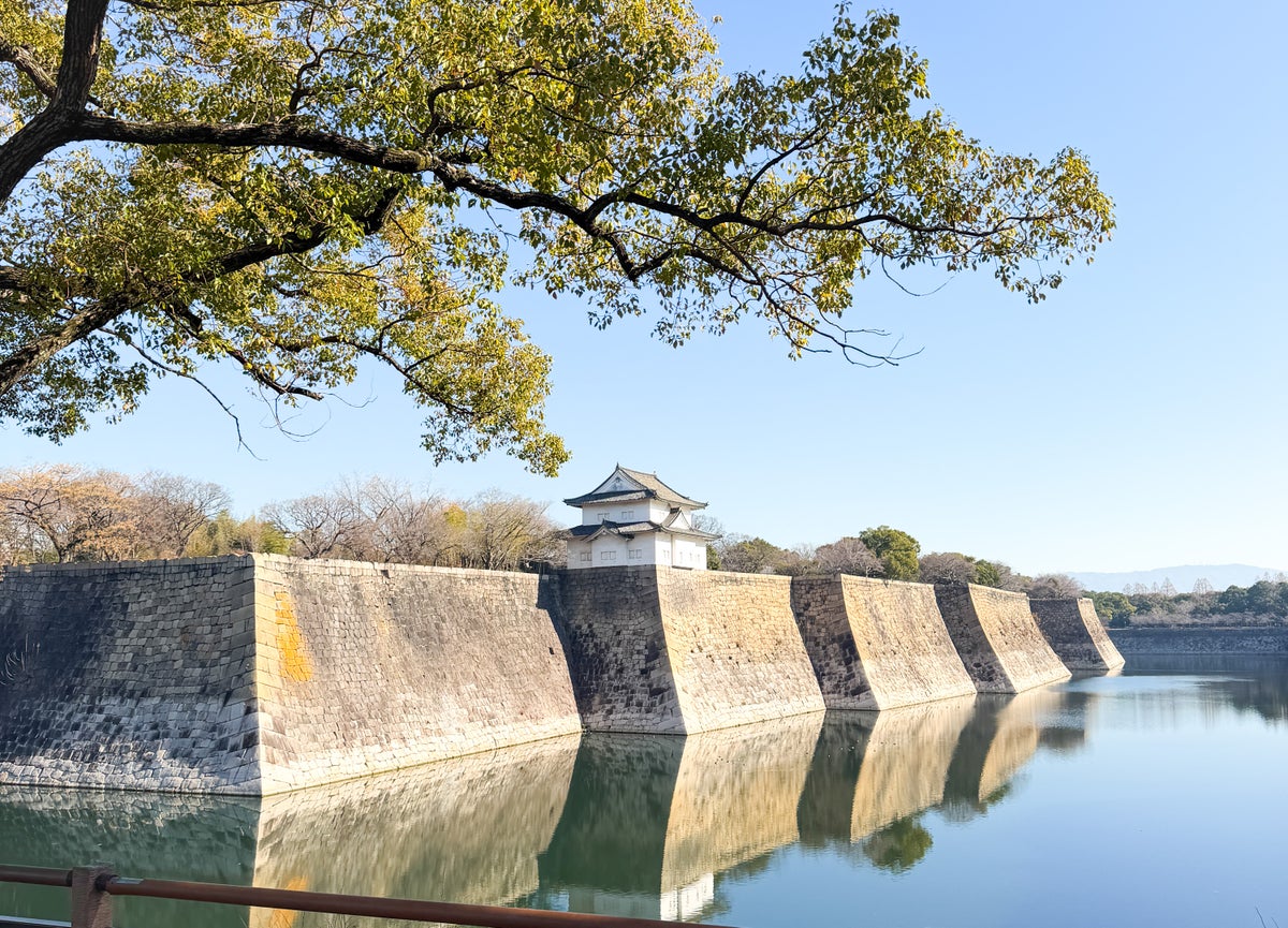 Osaka Castle Entrance Image Credit: Chris Hassan