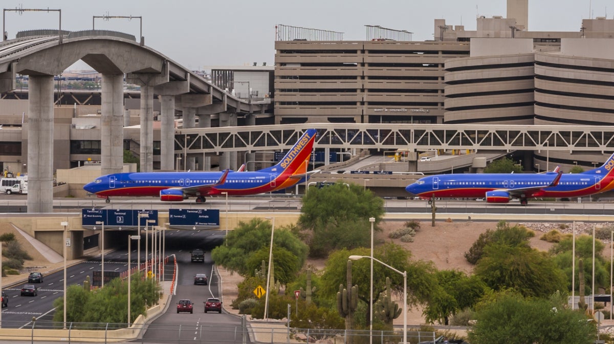 Phoenix Sky Harbor International Airport [PHX]: Ultimate Terminal Guide