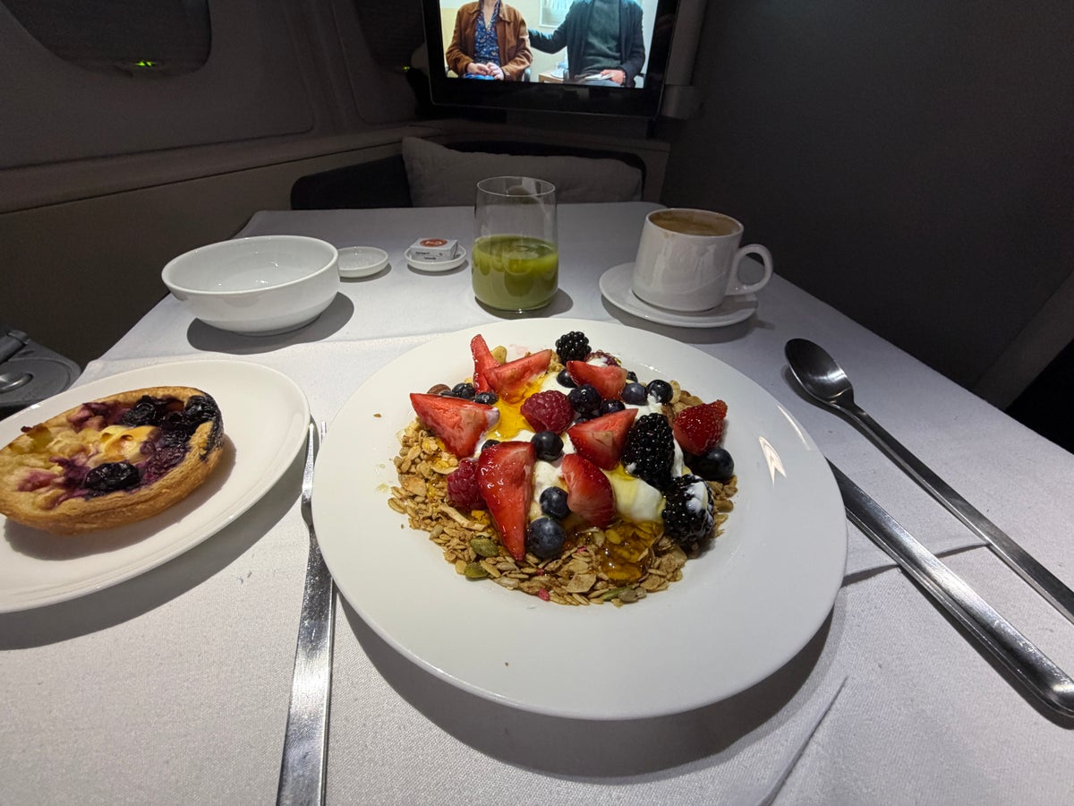 Qantas First Class Breakfast