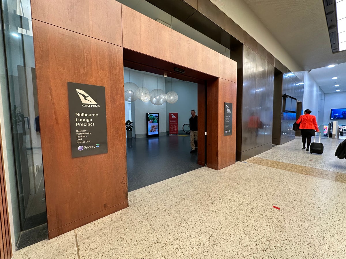 Qantas Melbourne Lounge Precinct