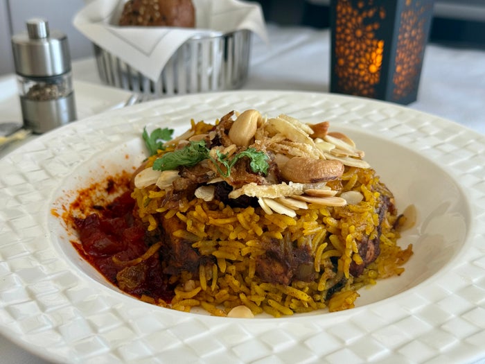 Qatar Airways Airbus A350900 business class chicken machboos Qatar Airways Airbus A350900 business class chicken machboos