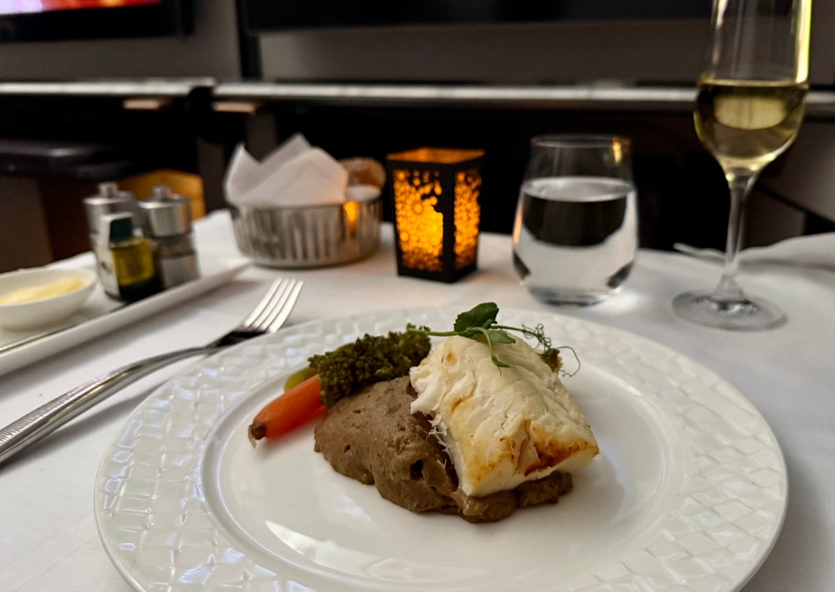 Qatar Airways Qsuite fish main course