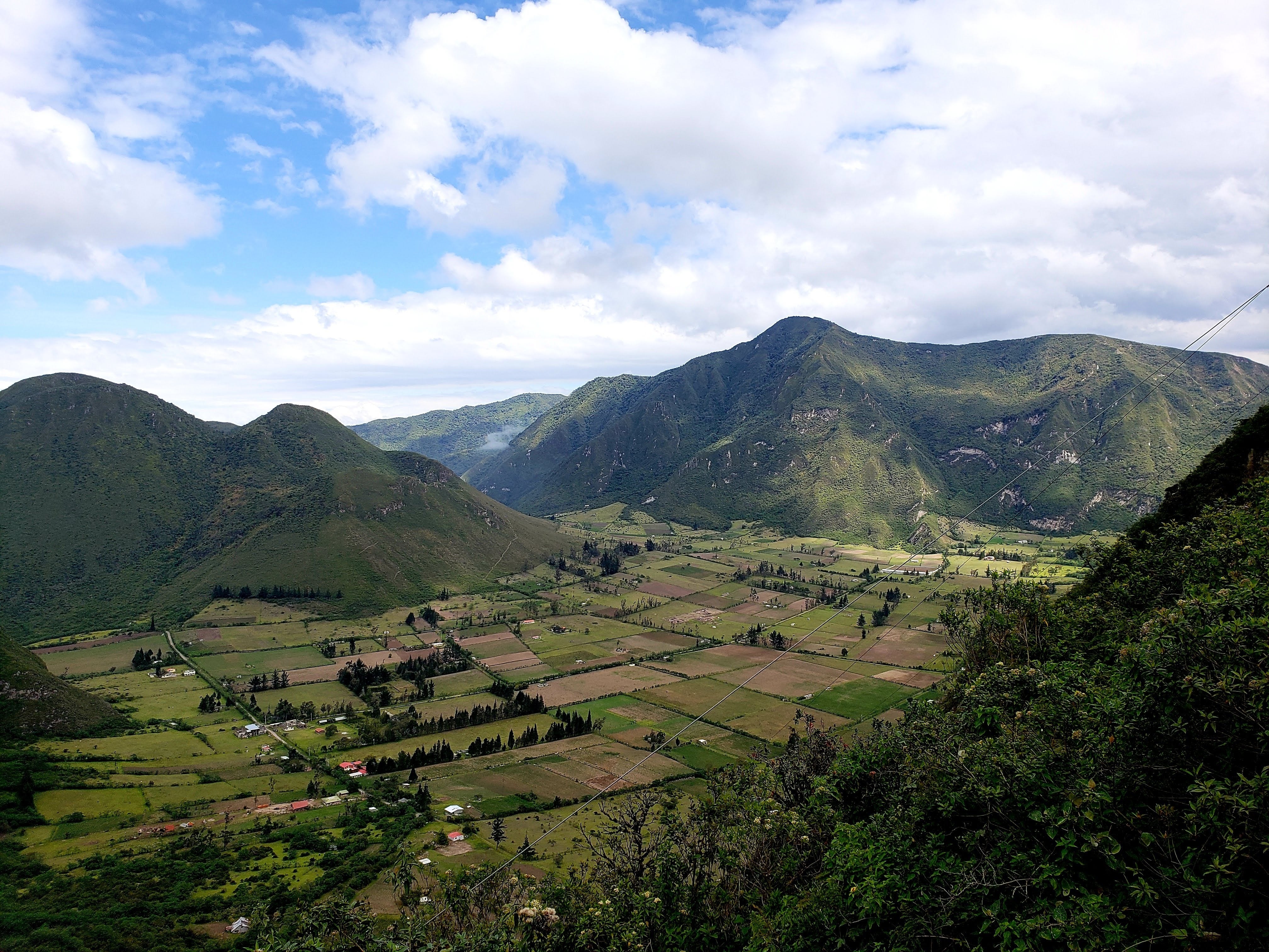 5 Destinations To Experience Eternal Spring Weather With Points