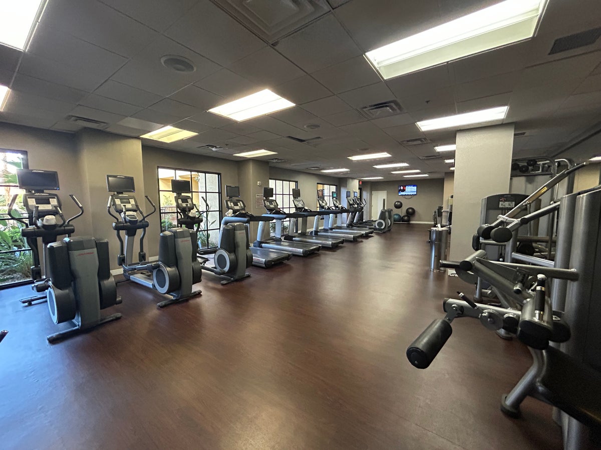 Renaissance Palm Springs gym