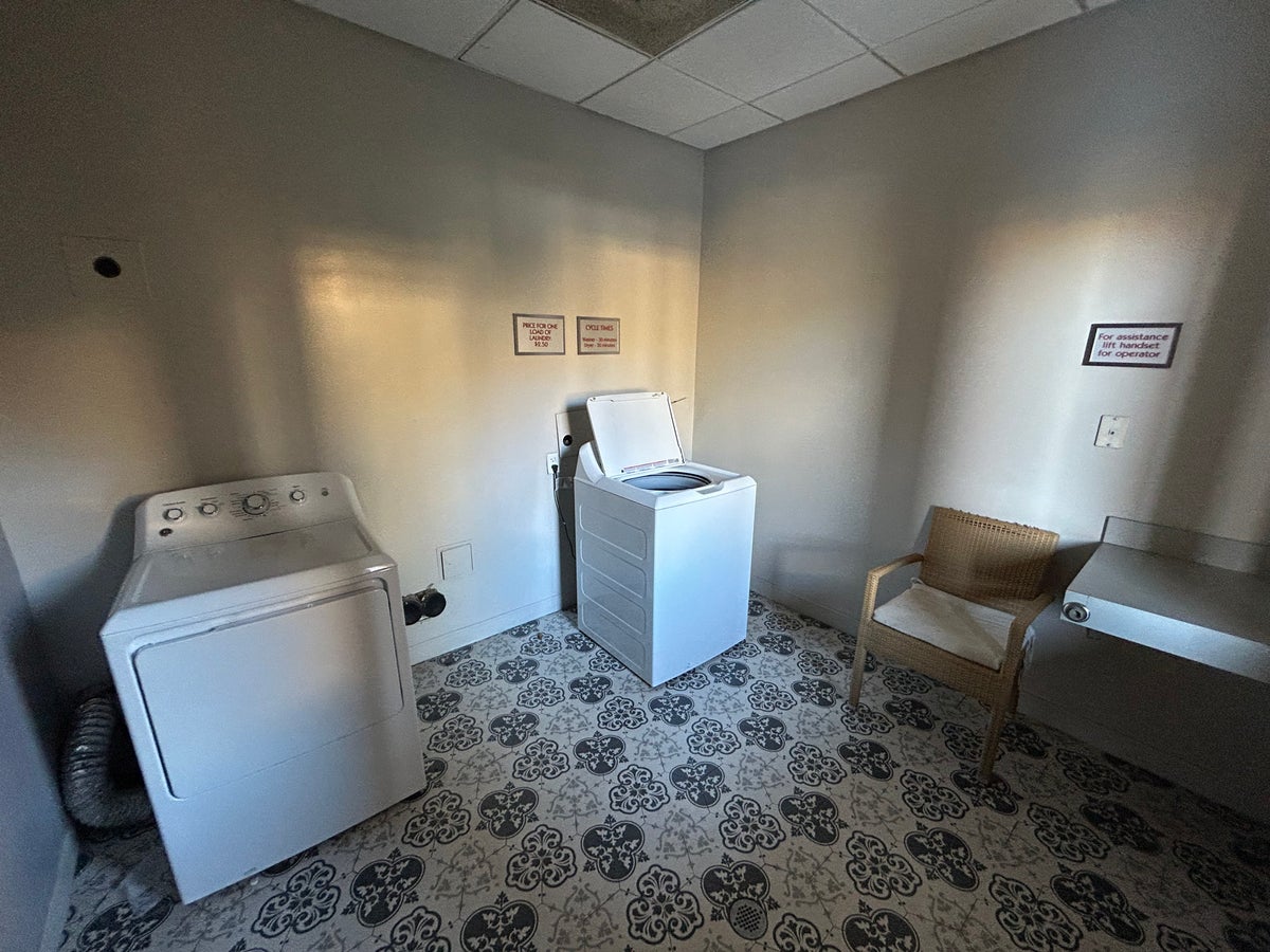 Renaissance Palm Springs laundry room
