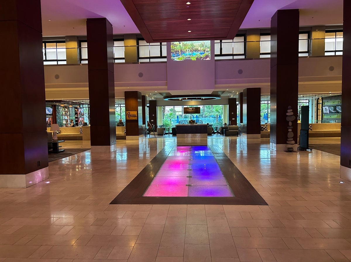 Renaissance Palm Springs lobby entrance