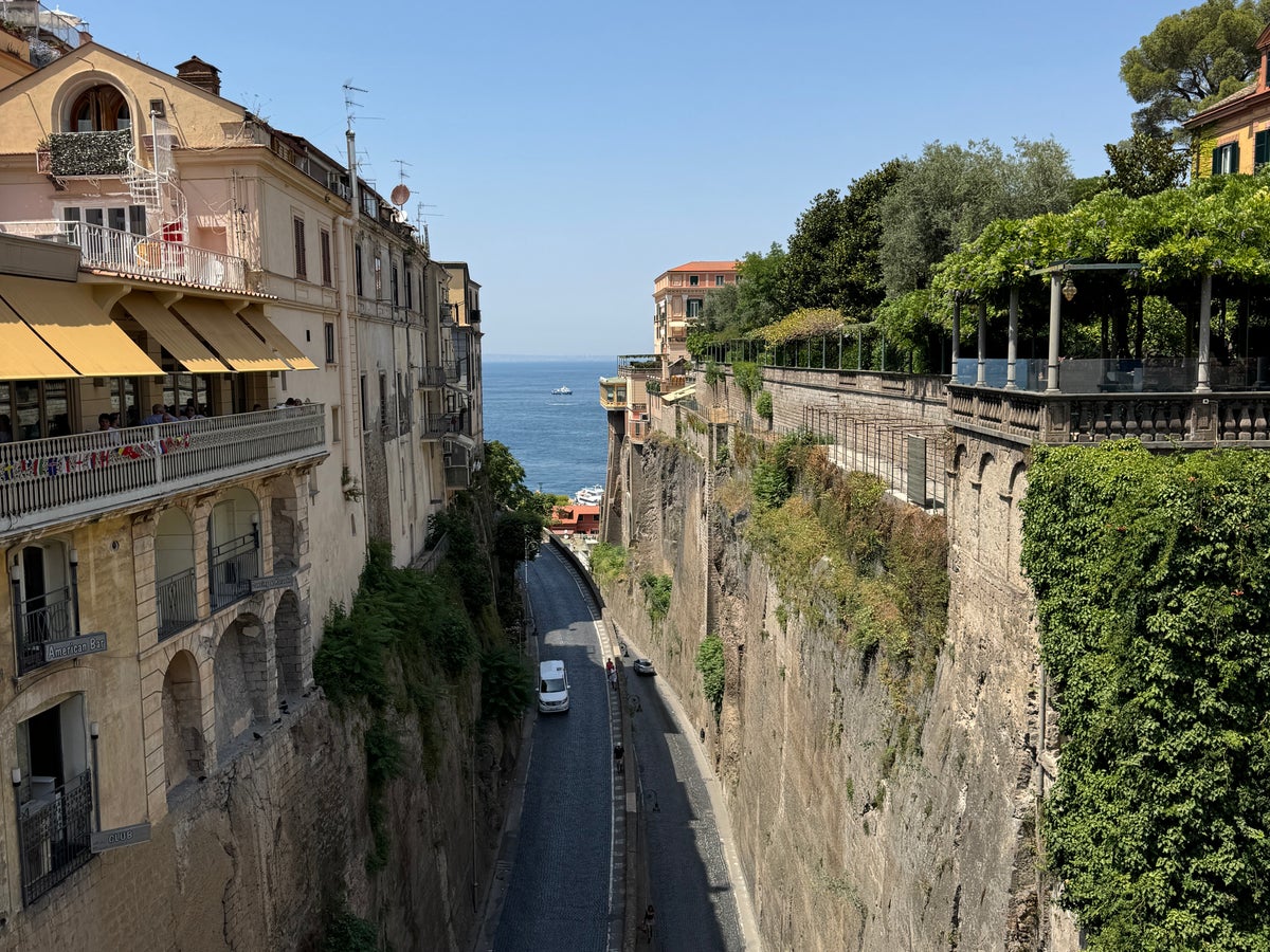 Chase vs. Amex for Booking Summer Europe Trips: Which Points Program Wins?