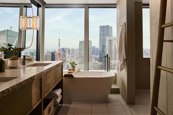 1 Hotel Tokyo Opens, Eliza Jane Leaving Hyatt, New Hilton Properties, and Other Hotel News