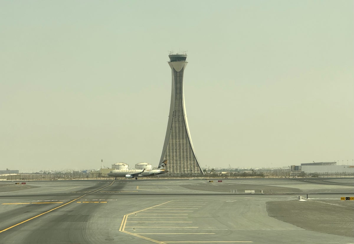 Abu Dhabi Airport ATC tower Etihad A320