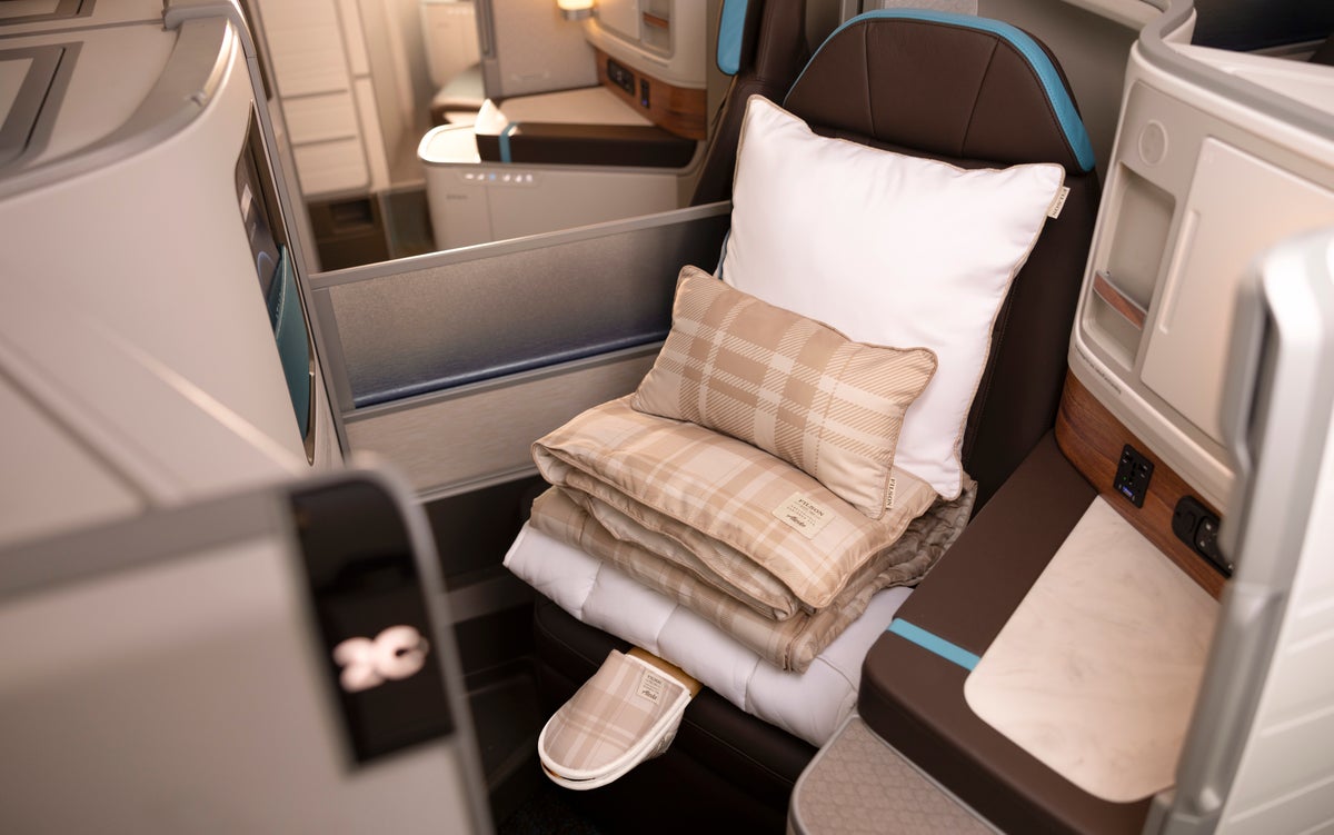 Alaska Airlines new business class seat with amenities