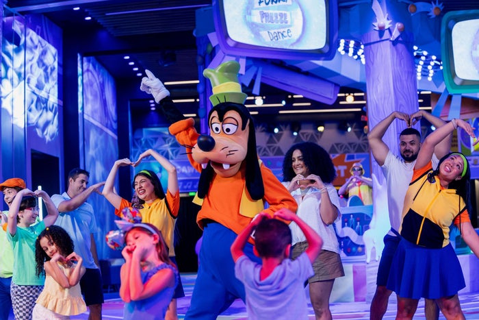 Goofy During Cool Kid Summer at EPCOT Goofy During Cool Kid Summer at EPCOT