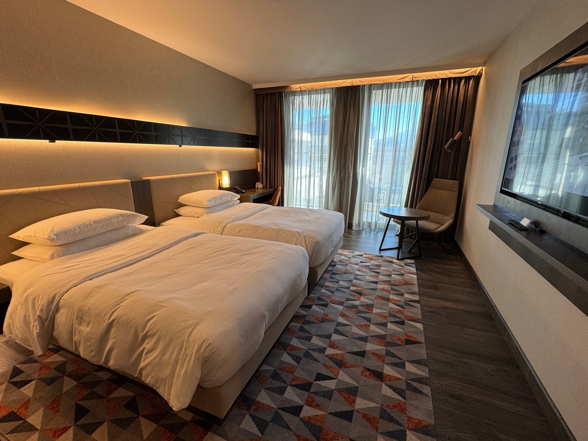 Hyatt Regency Sofia 2 twin beds zoomed out