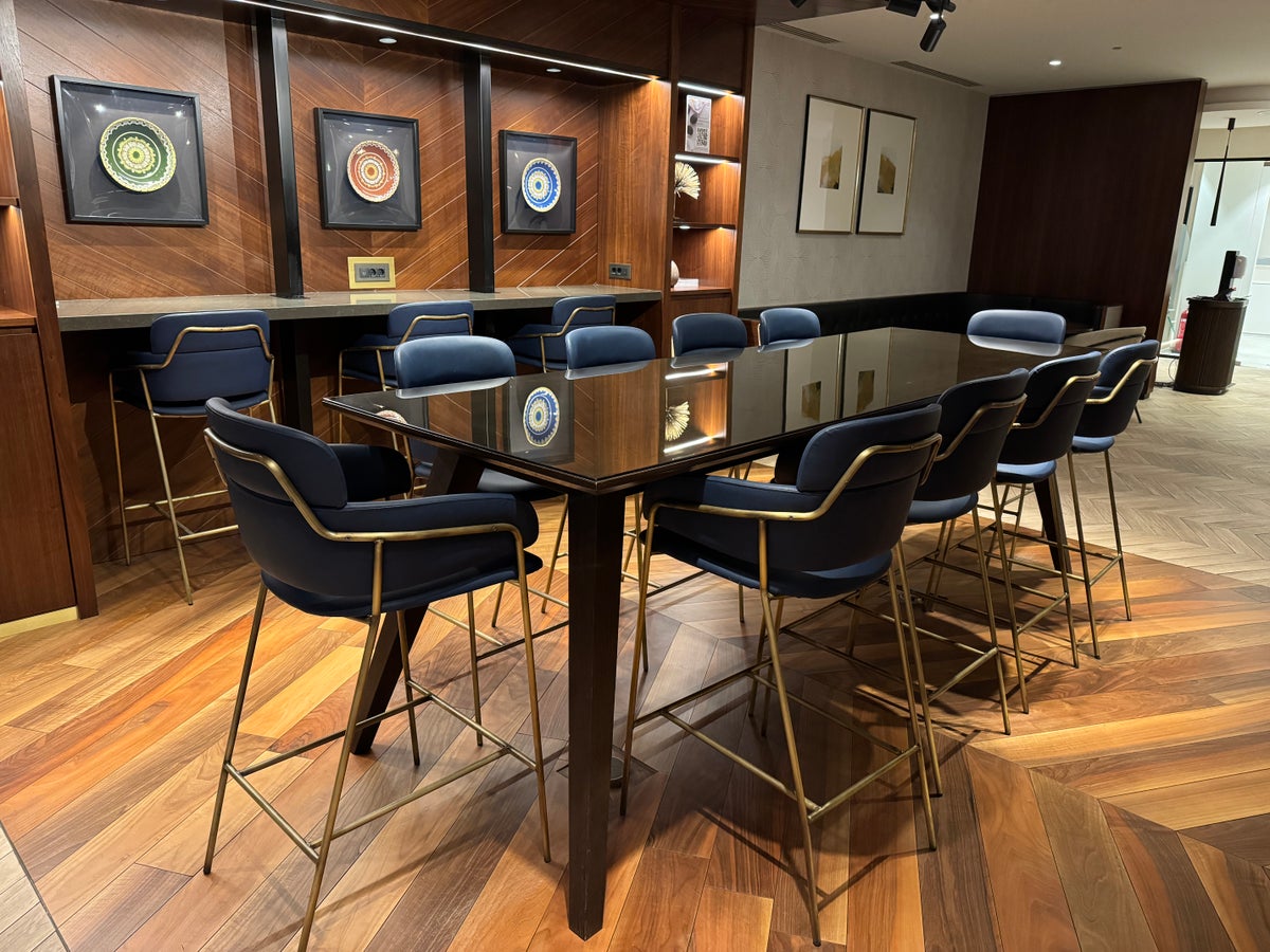 Hyatt Regency Sofia Club conference table