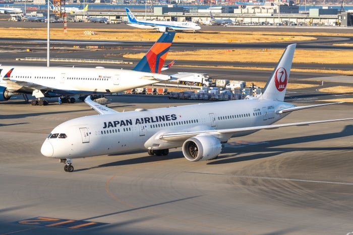 Japan Airlines 787