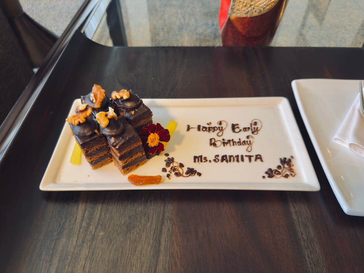 Mandarin Oriental, Jakarta birthday treat in room