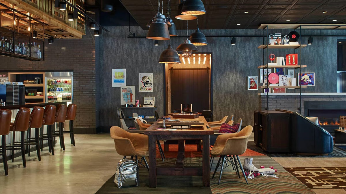 Moxy Atlanta Downtown Dining