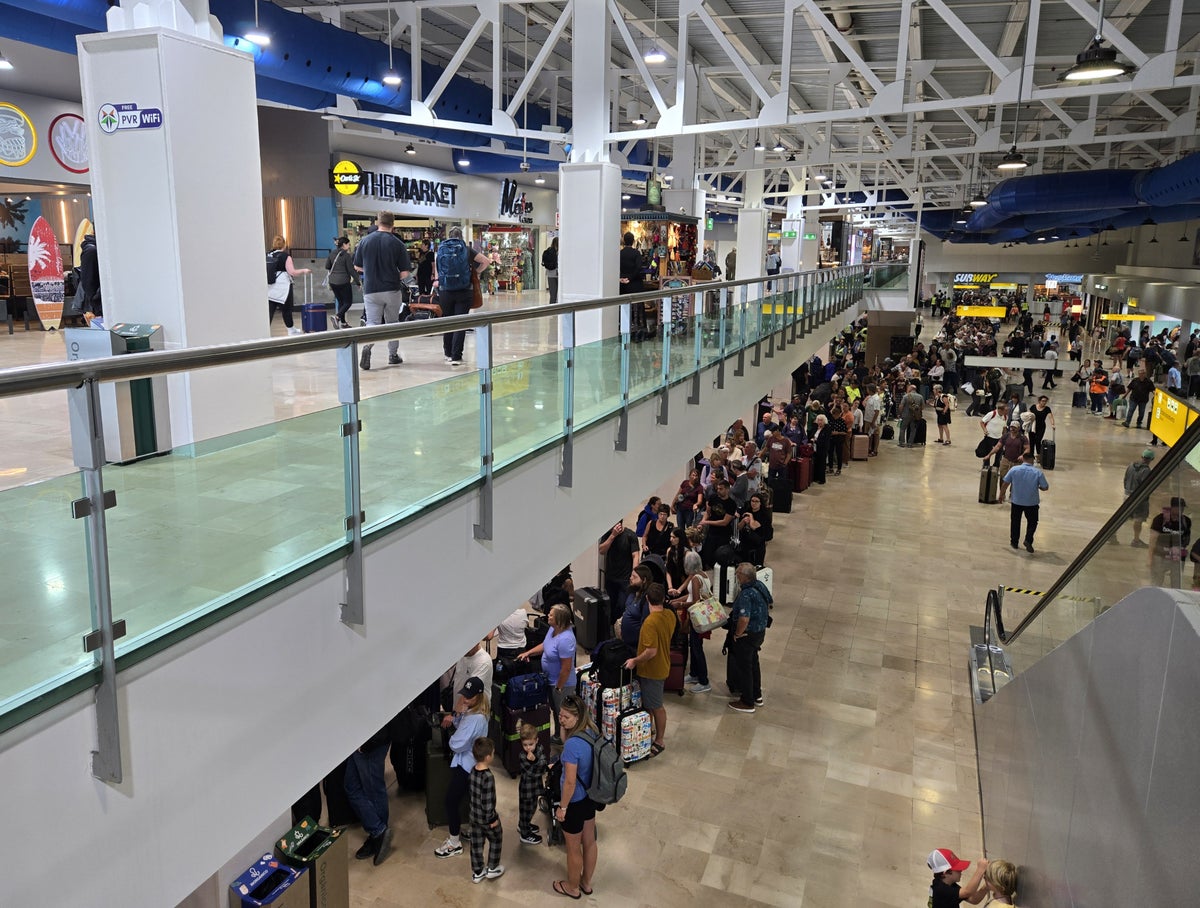 PVR Airport Travelers in Line