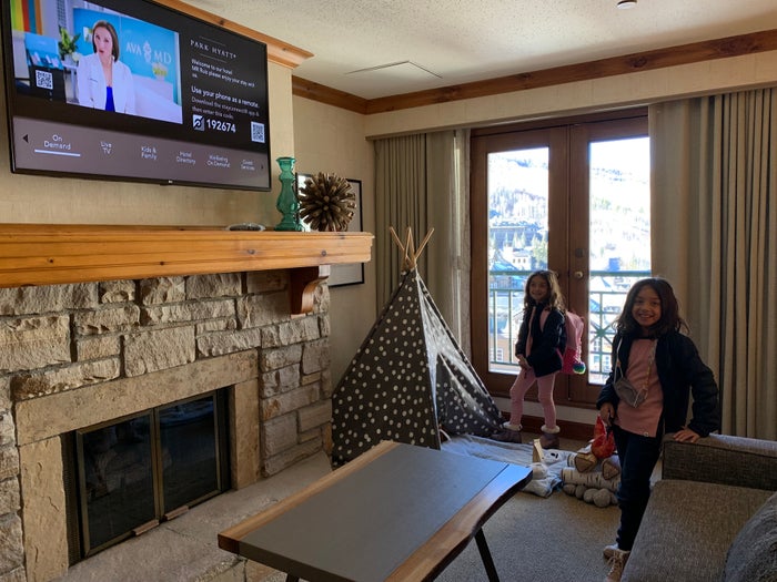 Park Hyatt Beaver Creek suite with family Park Hyatt Beaver Creek suite with family