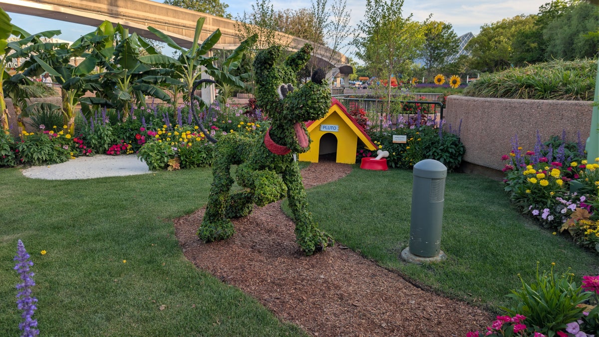 2026 EPCOT International Flower & Garden Festival Pluto's Pet Garden