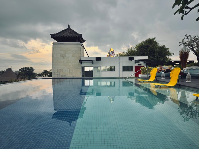 Aloft Bali Seminyak rooftop pool