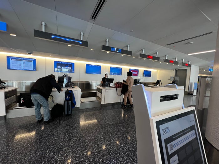 Breeze Ticket Counter Breeze Ticket Counter