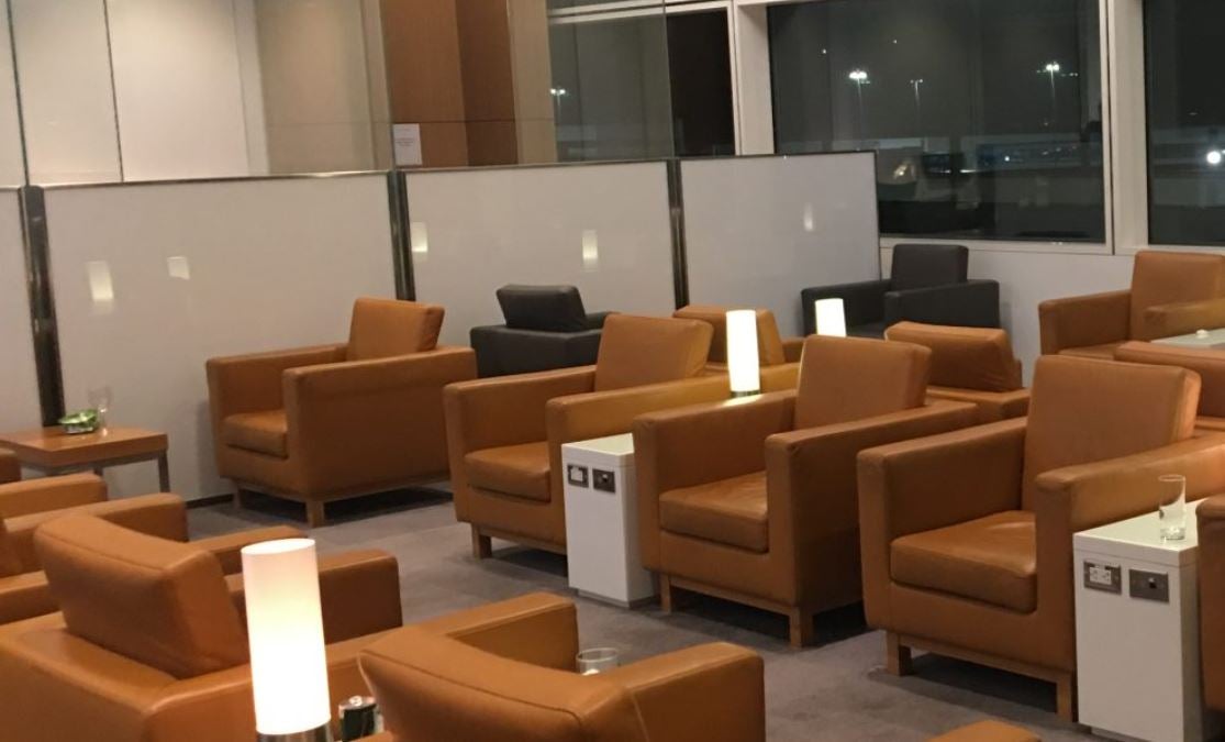 Cathay Pacific First and Business Lounge SFO Cathay Pacific Lounge SFO