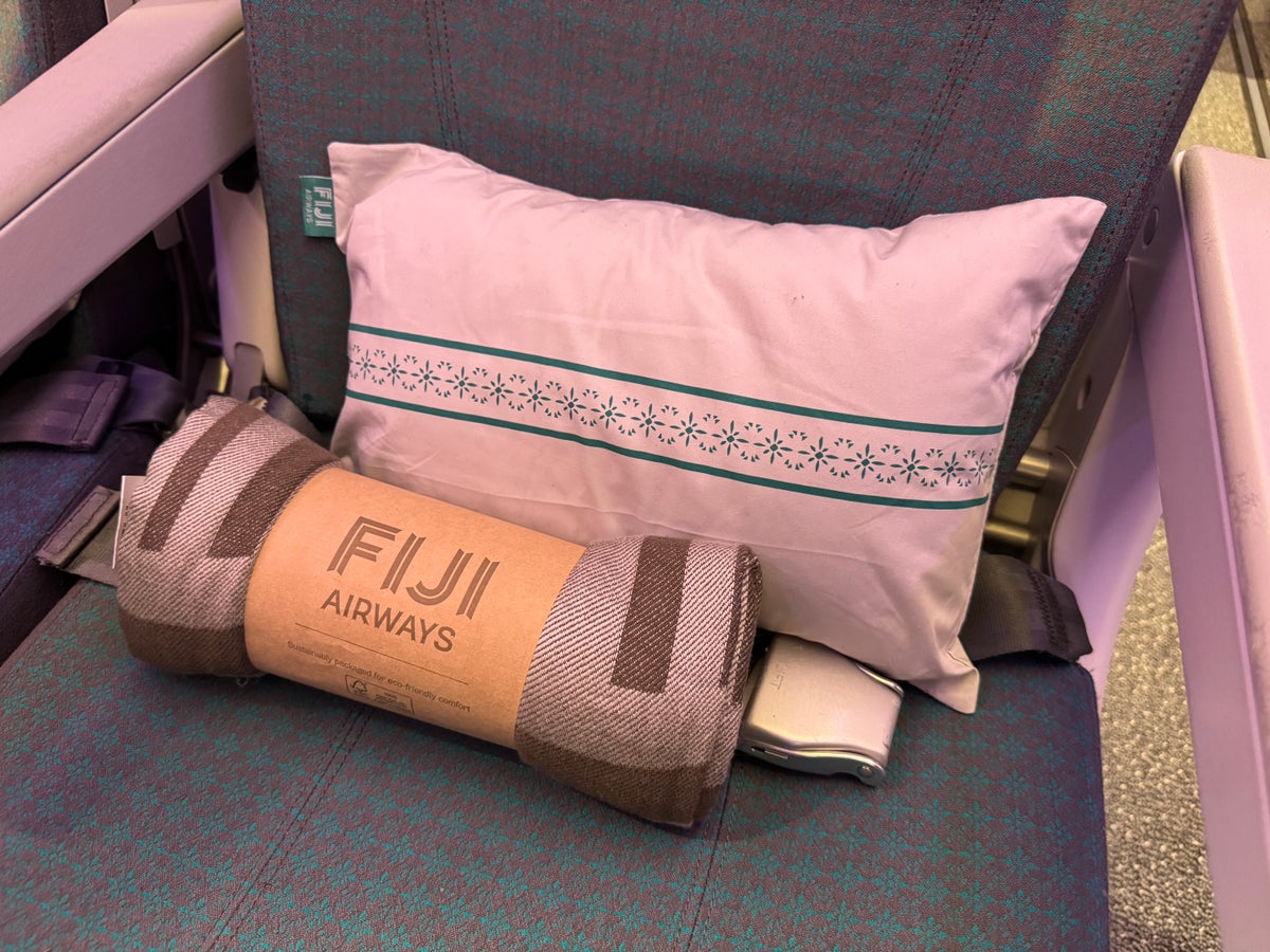5 Reasons Fiji Airways Surprised Me as a Oneworld Elite [Review]
