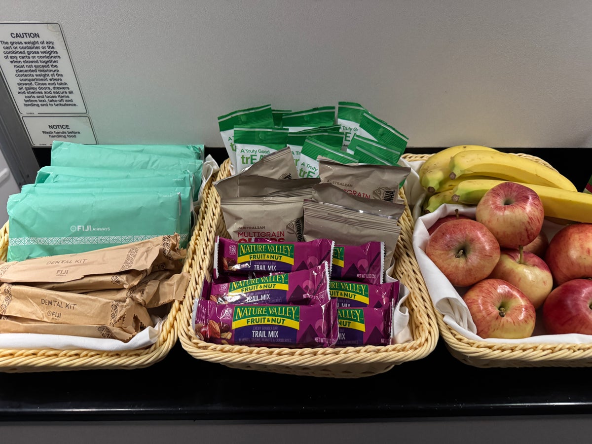 Fiji Airways DFW NAN A350 900 Economy snacks