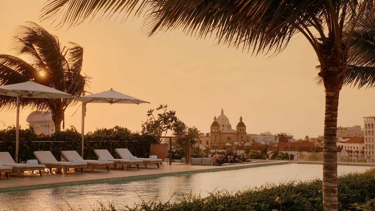 Four Seasons Cartagena pool