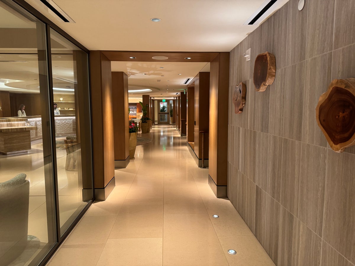 Grand Wailea spa entrance