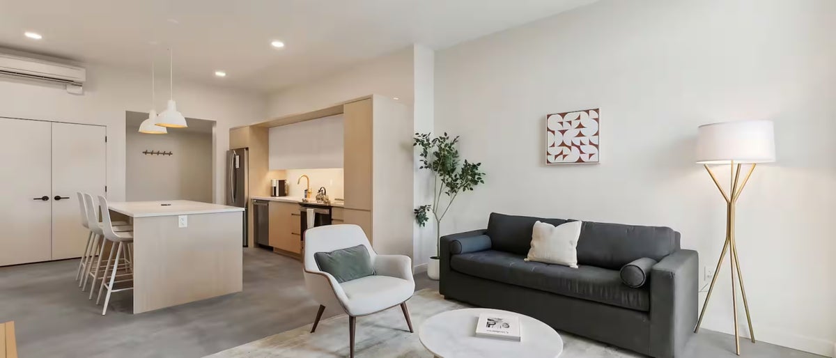 Hilton Apartment Salt Lake City Room