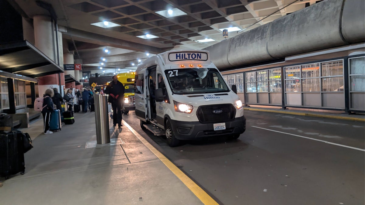 Hilton Seattle Airport & Conference Center airport shuttle