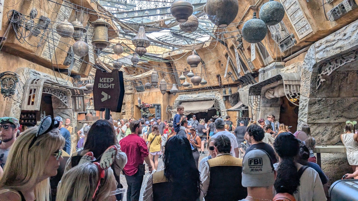 May the Fourth crowd control at Galaxy's Edge