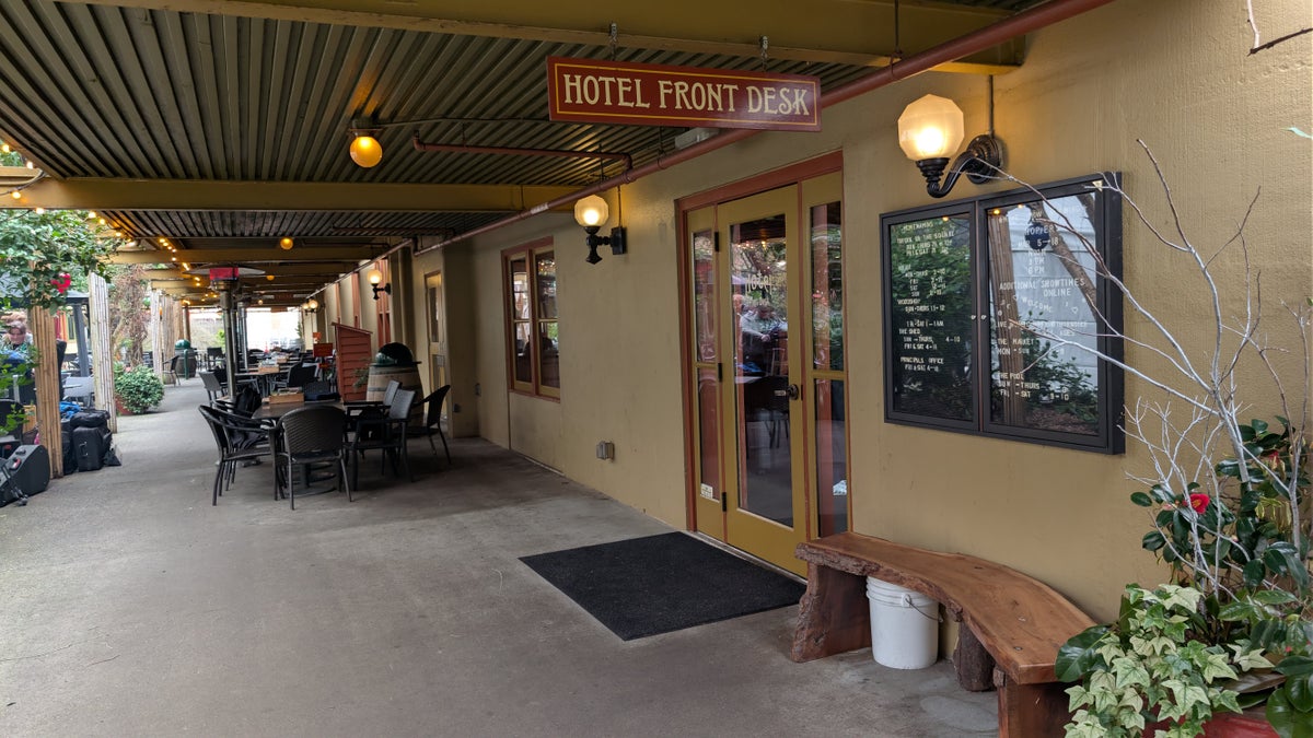 McMenamins Anderson School Hotel entrance and tavern