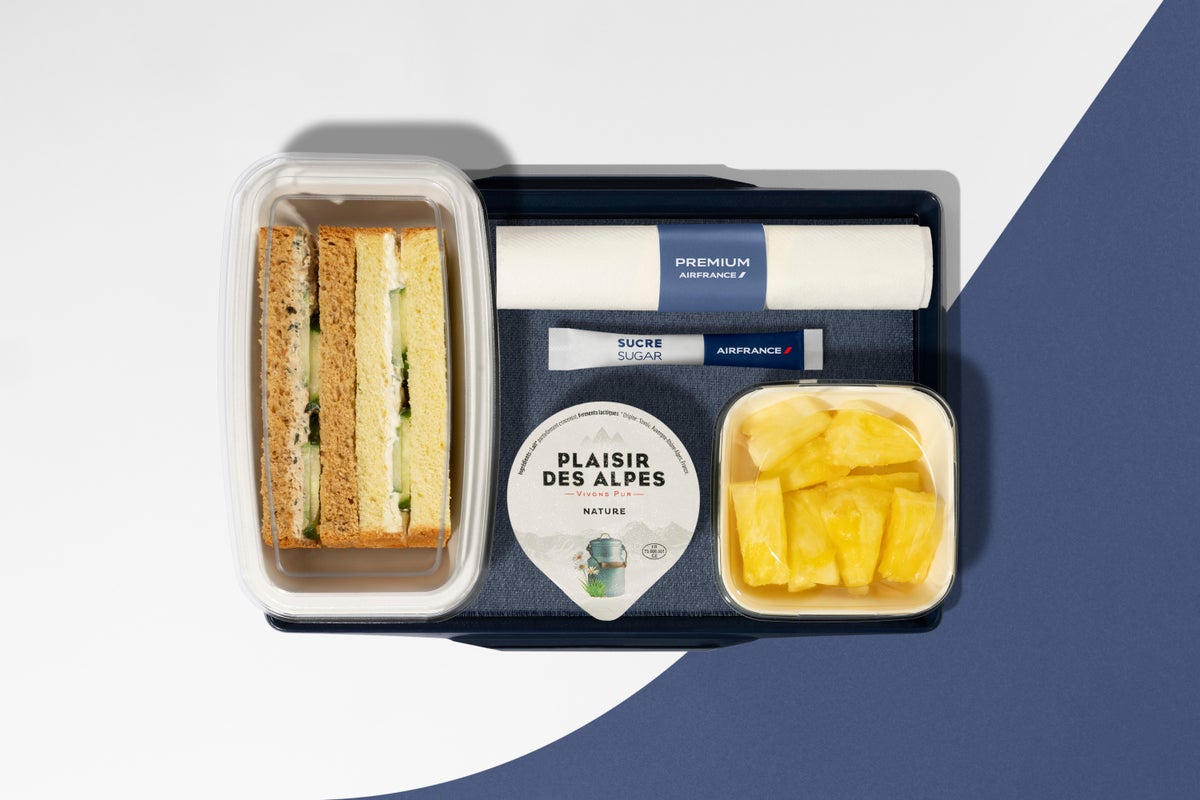 Premium Cabin Second Meal day flight