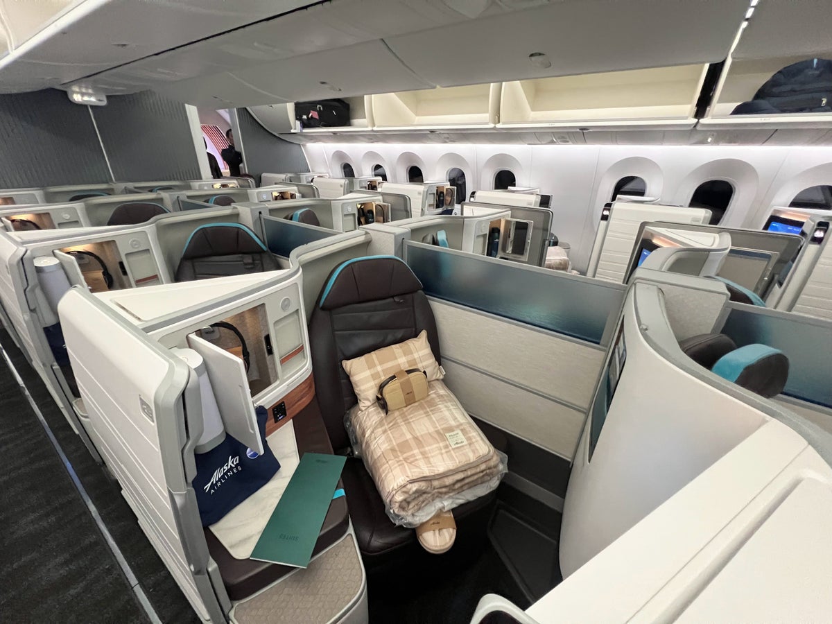 Alaska Airlines 787 9 business class suites