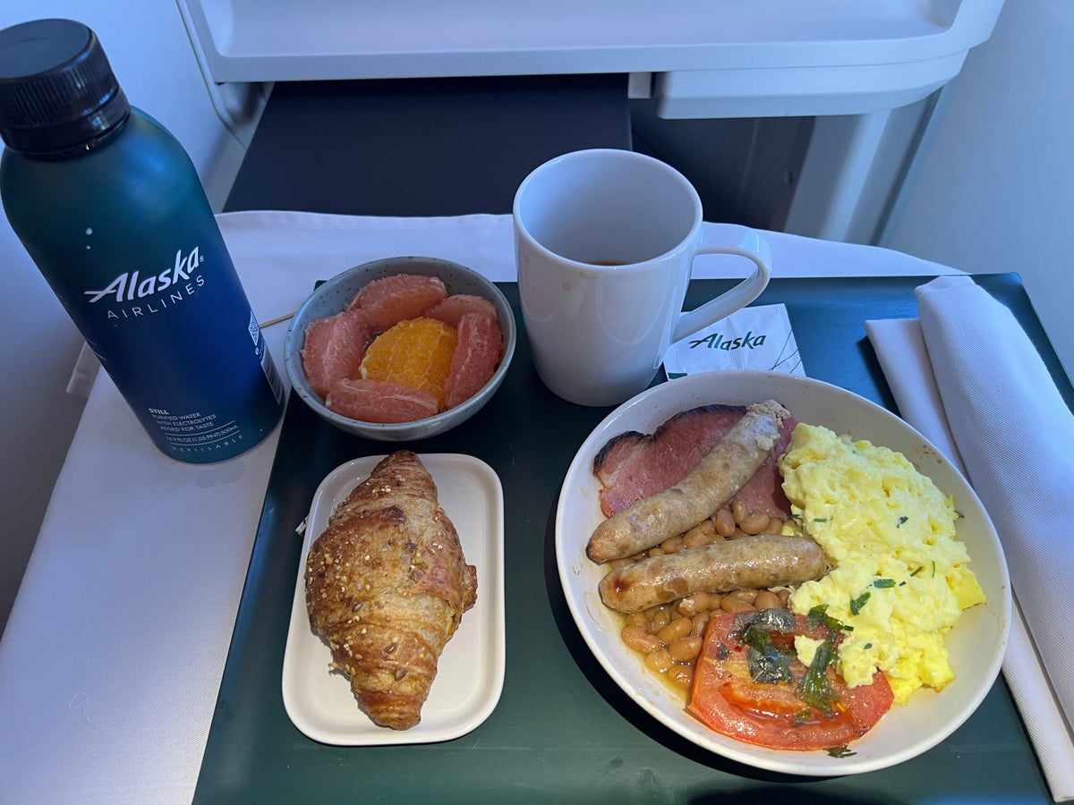 Alaska Airlines meal English breakfast Alaska Airlines meal English breakfast