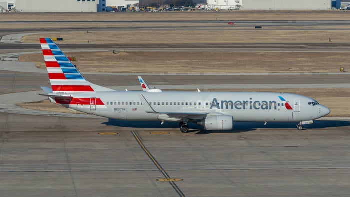 American 737 800 DFW