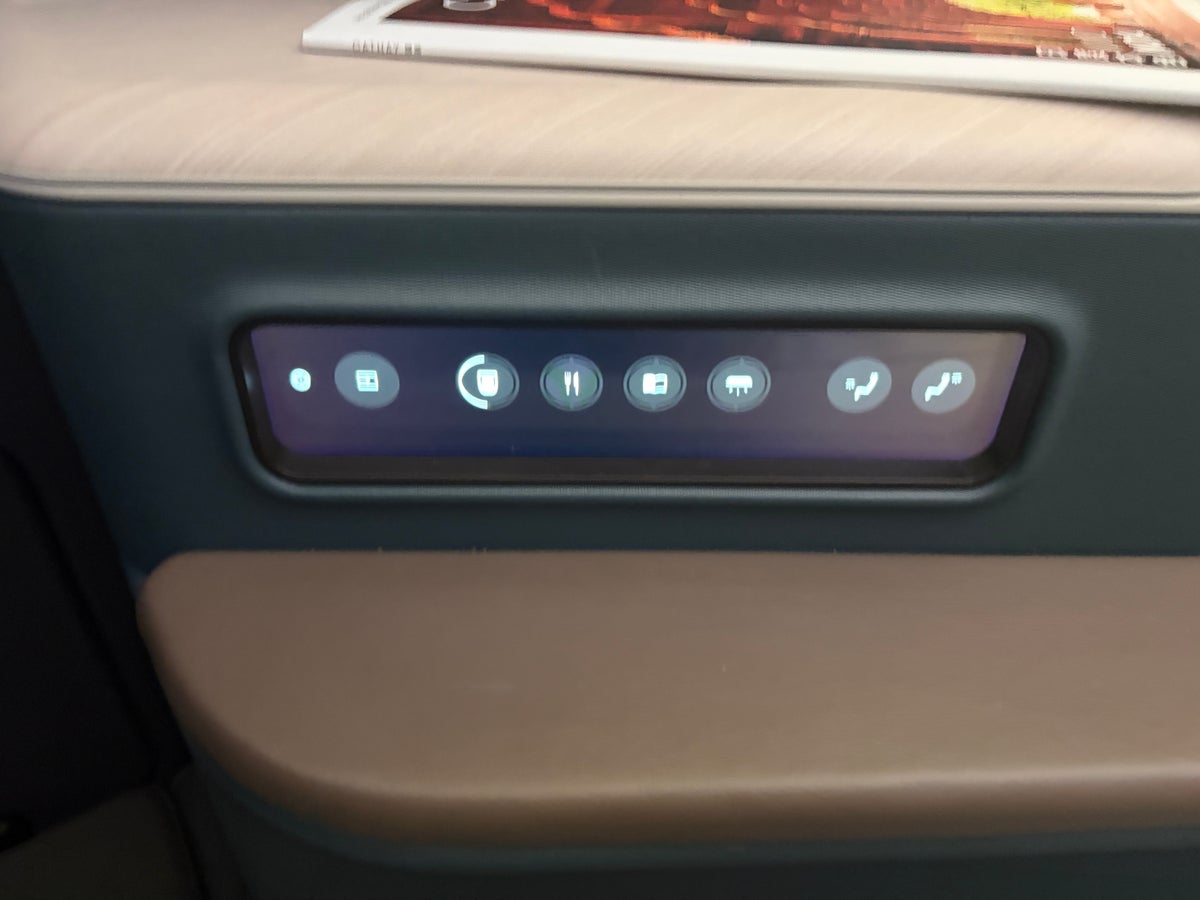 Aria Suite Touch Controls